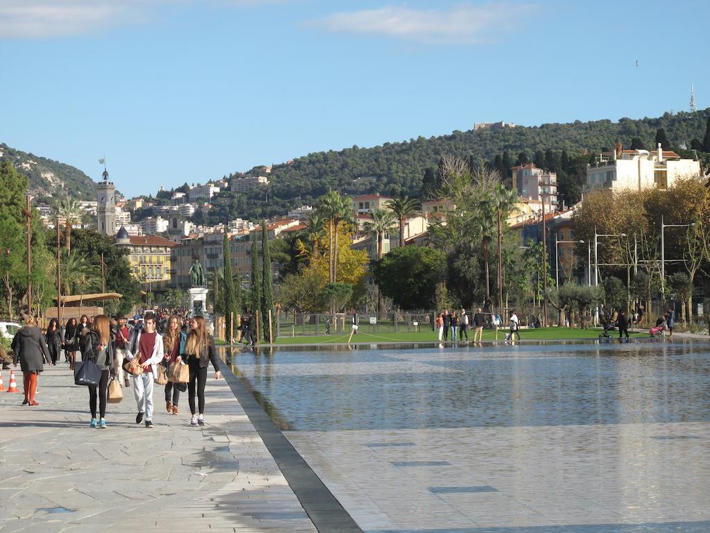 Mercure Nice Marche Aux Fleurs Екстериор снимка